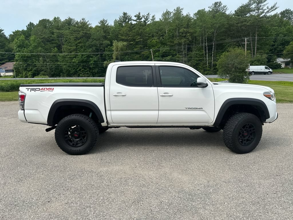 Used 2021 Toyota Tacoma TRD Off-Road w/ Technology Package AWD/4WD image 6