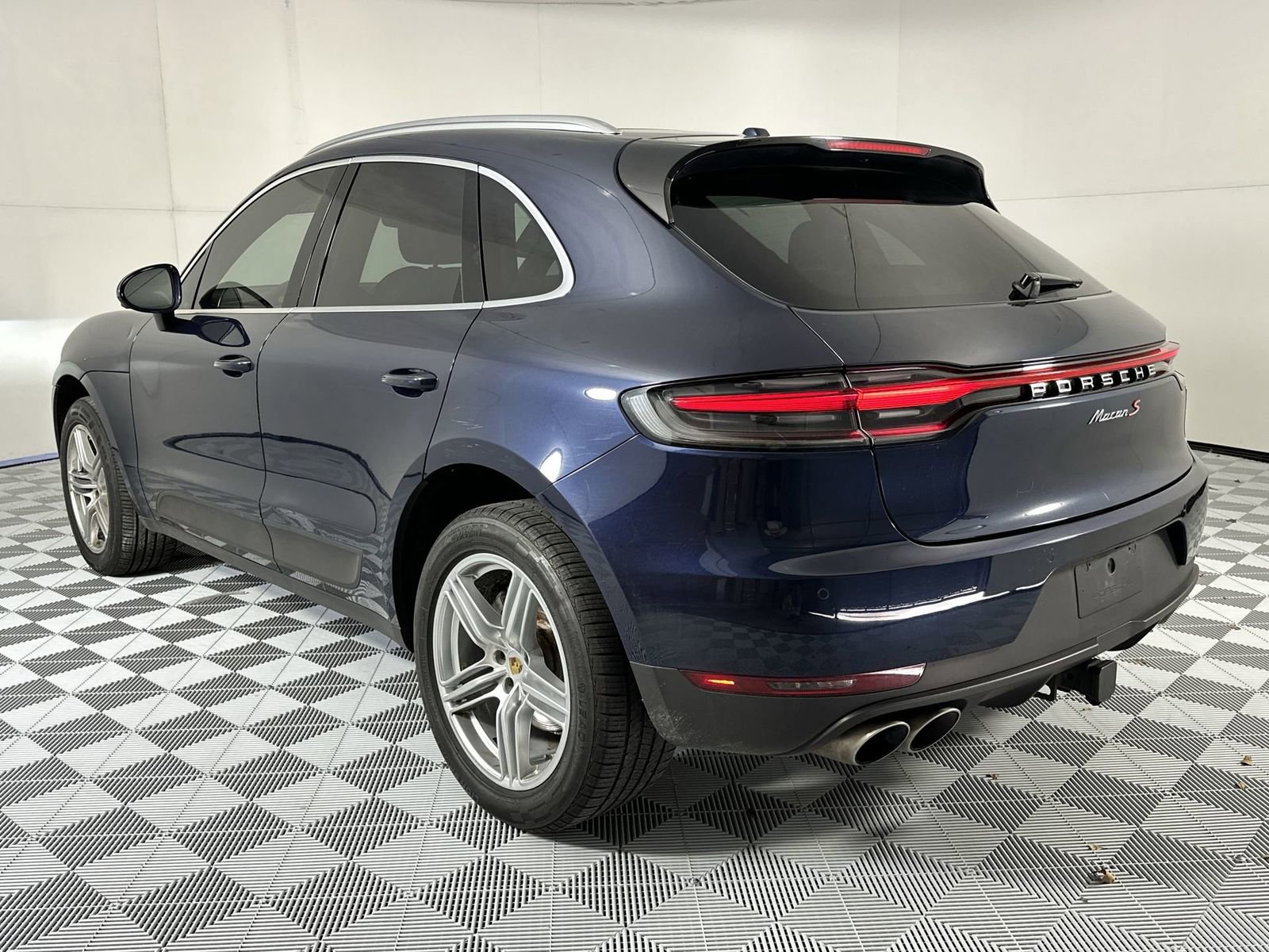 Used 2019 Porsche Macan S AWD/4WD image 6