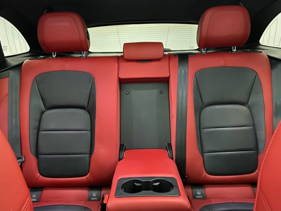 Used 2020 Jaguar F-PACE S image 41