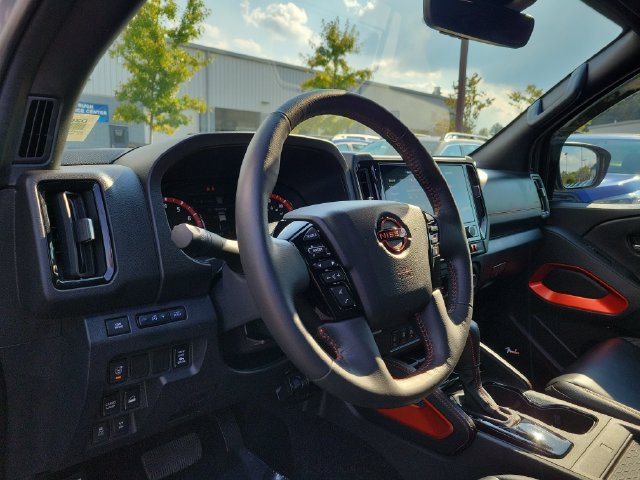 Used 2025 Nissan Frontier PRO-4X w/ Pro Premium Package AWD/4WD image 19