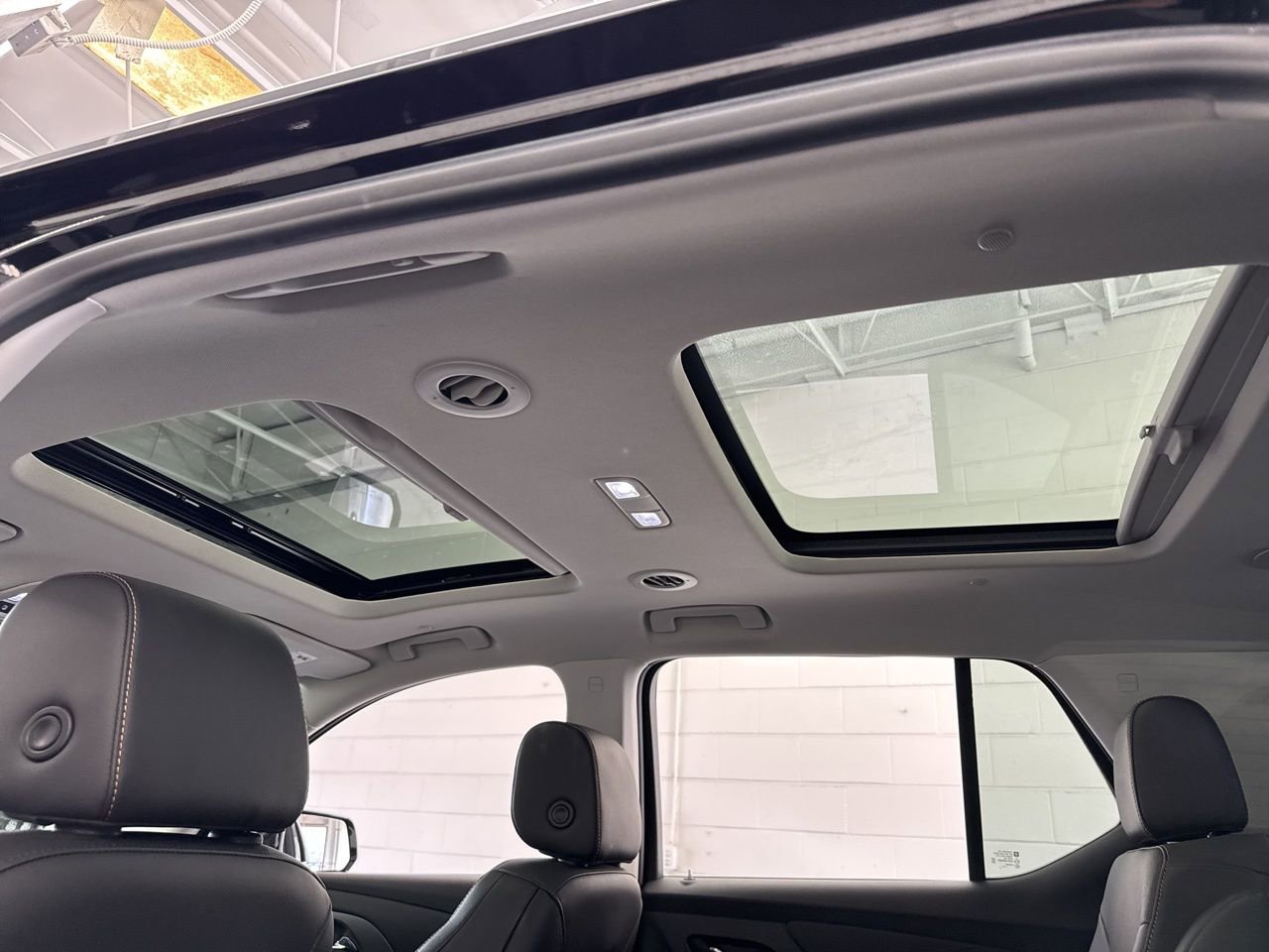 Used 2020 Chevrolet Traverse Premier image 45