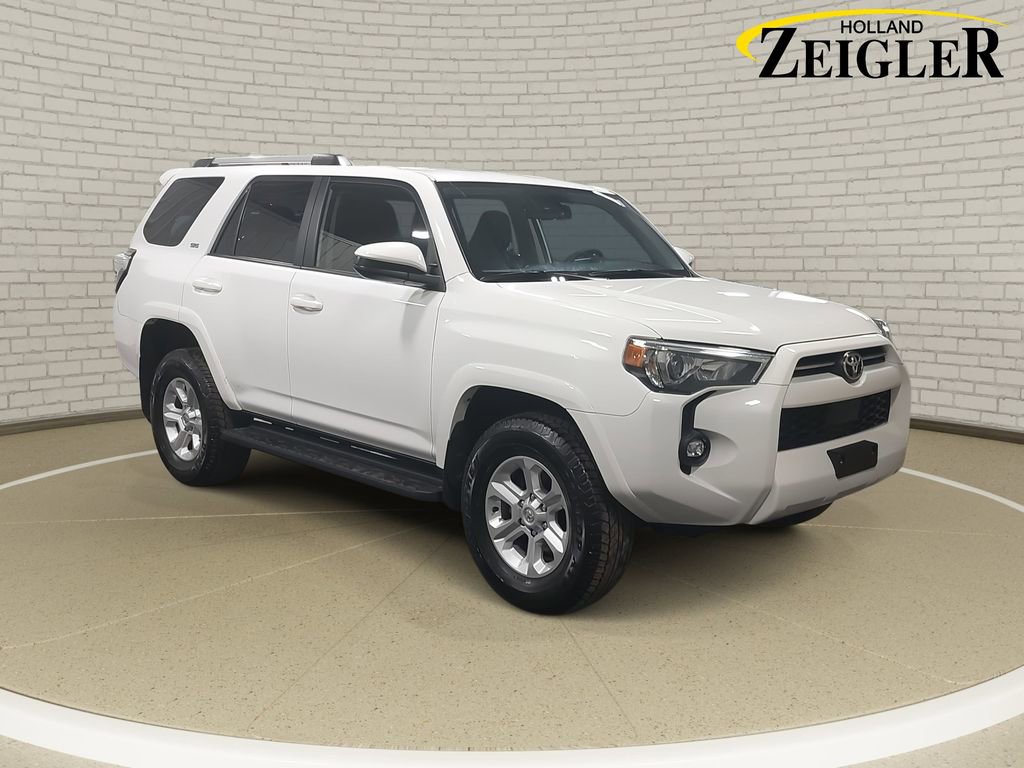 Used 2024 Toyota 4Runner SR5 video 3