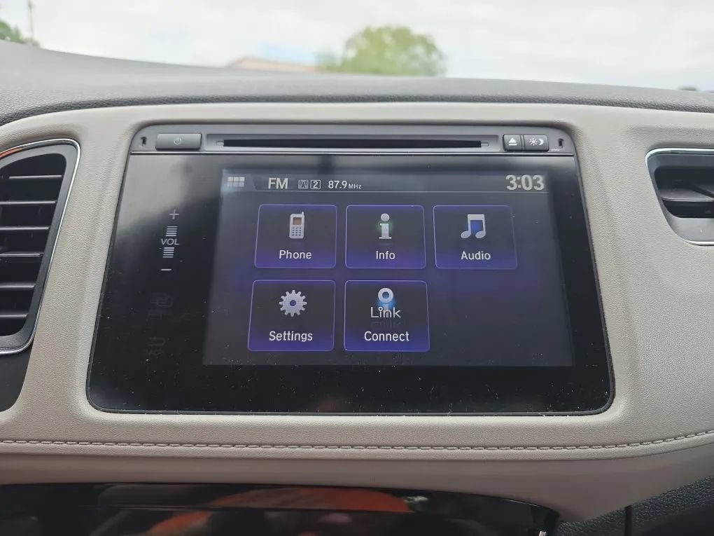 Used 2018 Honda HR-V EX image 25