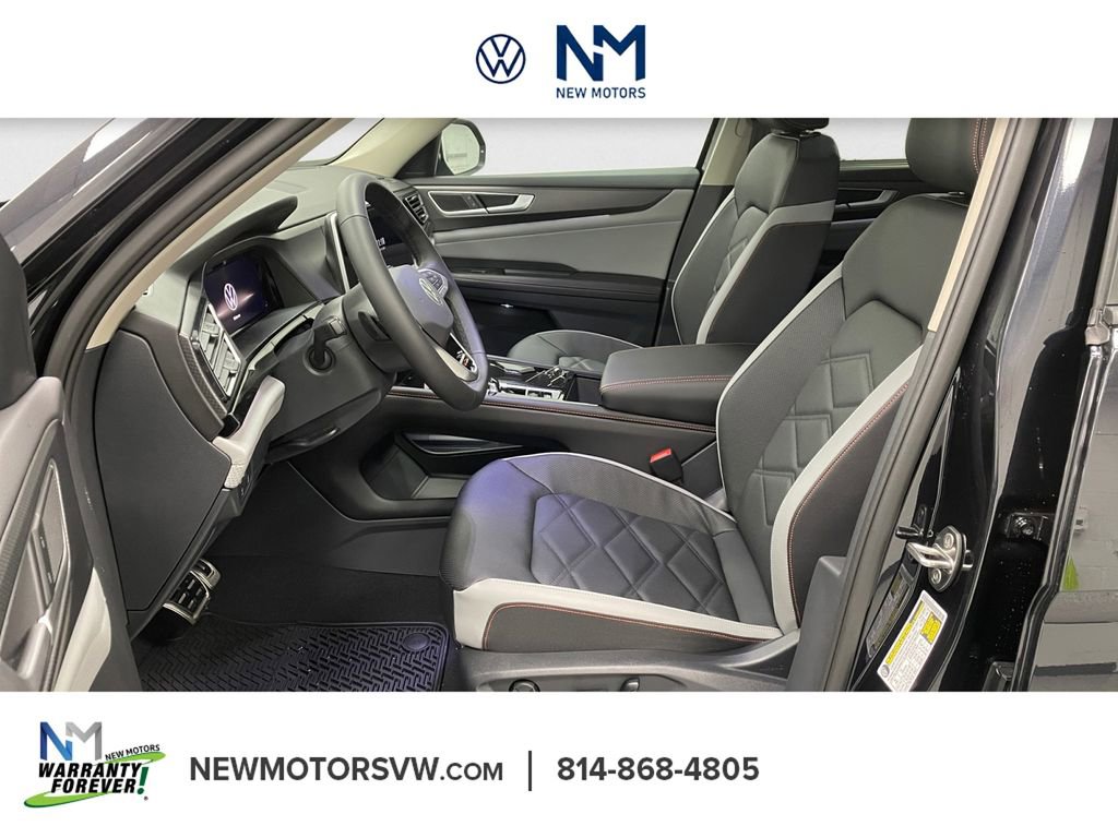 New 2026 Volkswagen Atlas Peak Edition image 7