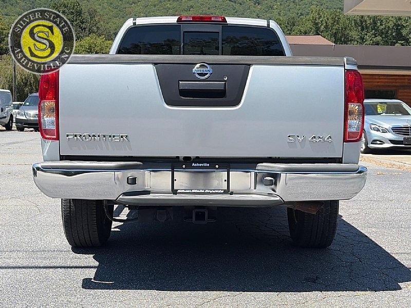 Used 2015 Nissan Frontier SV AWD/4WD image 5