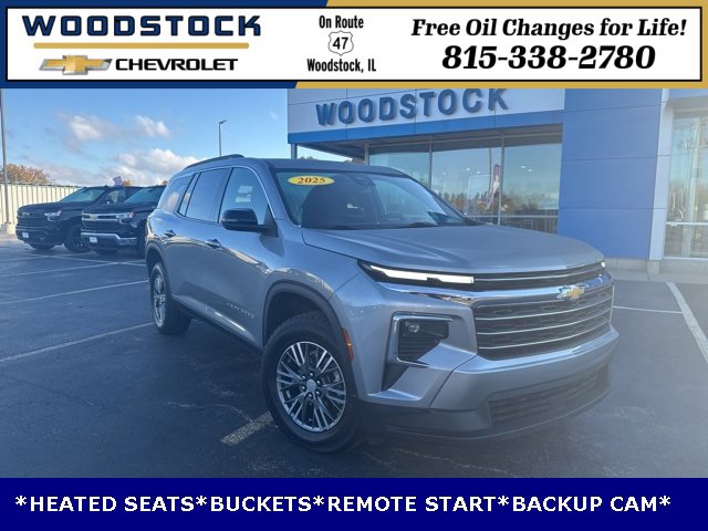 Used 2025 Chevrolet Traverse LT