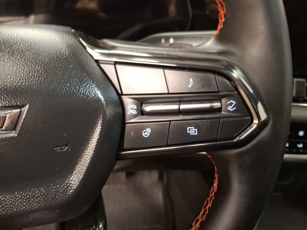 Used 2025 Chevrolet Equinox RS w/ Safety and Technology Package image 20