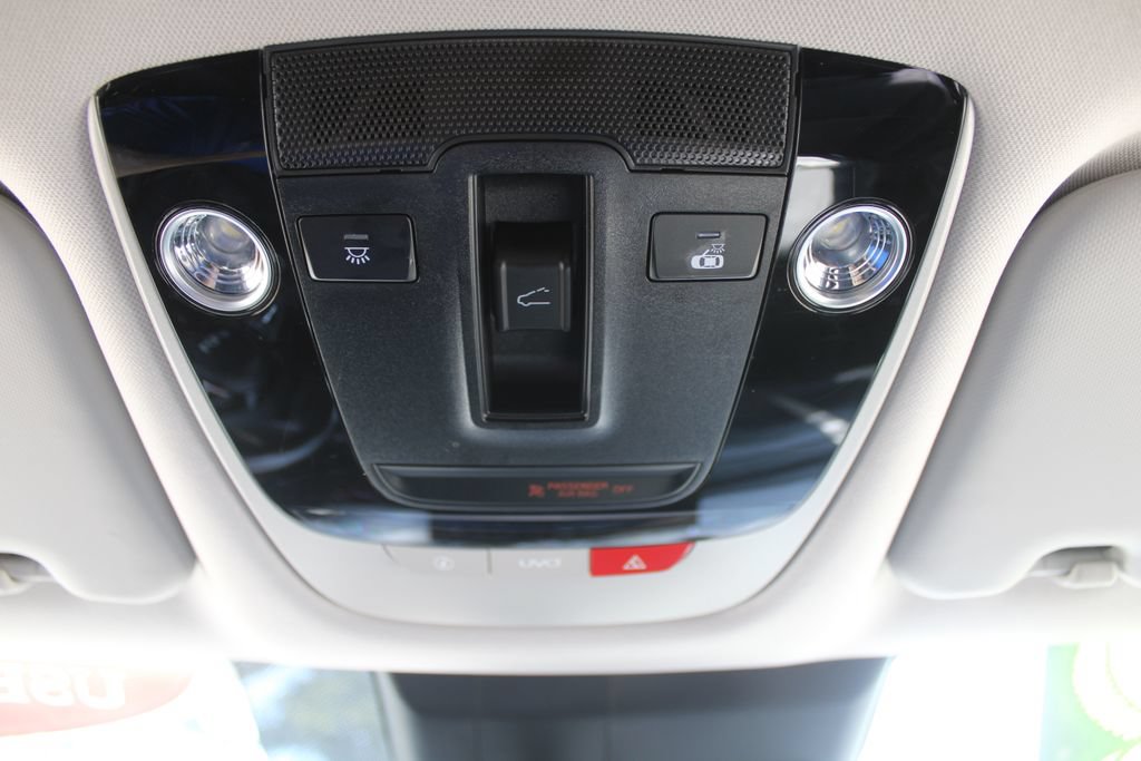 Certified 2023 Kia Seltos SX w/ SX Sunroof Package AWD/4WD image 52
