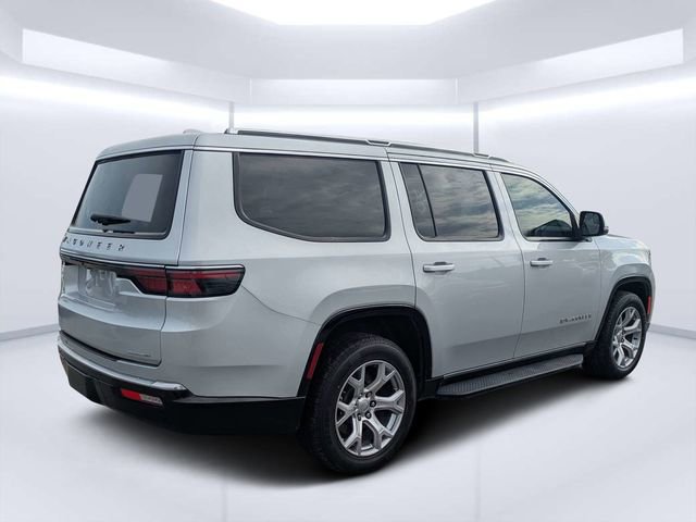 Used 2022 Jeep Wagoneer Series II RWD image 3