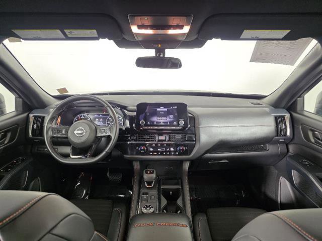 Used 2025 Nissan Pathfinder Rock Creek image 34