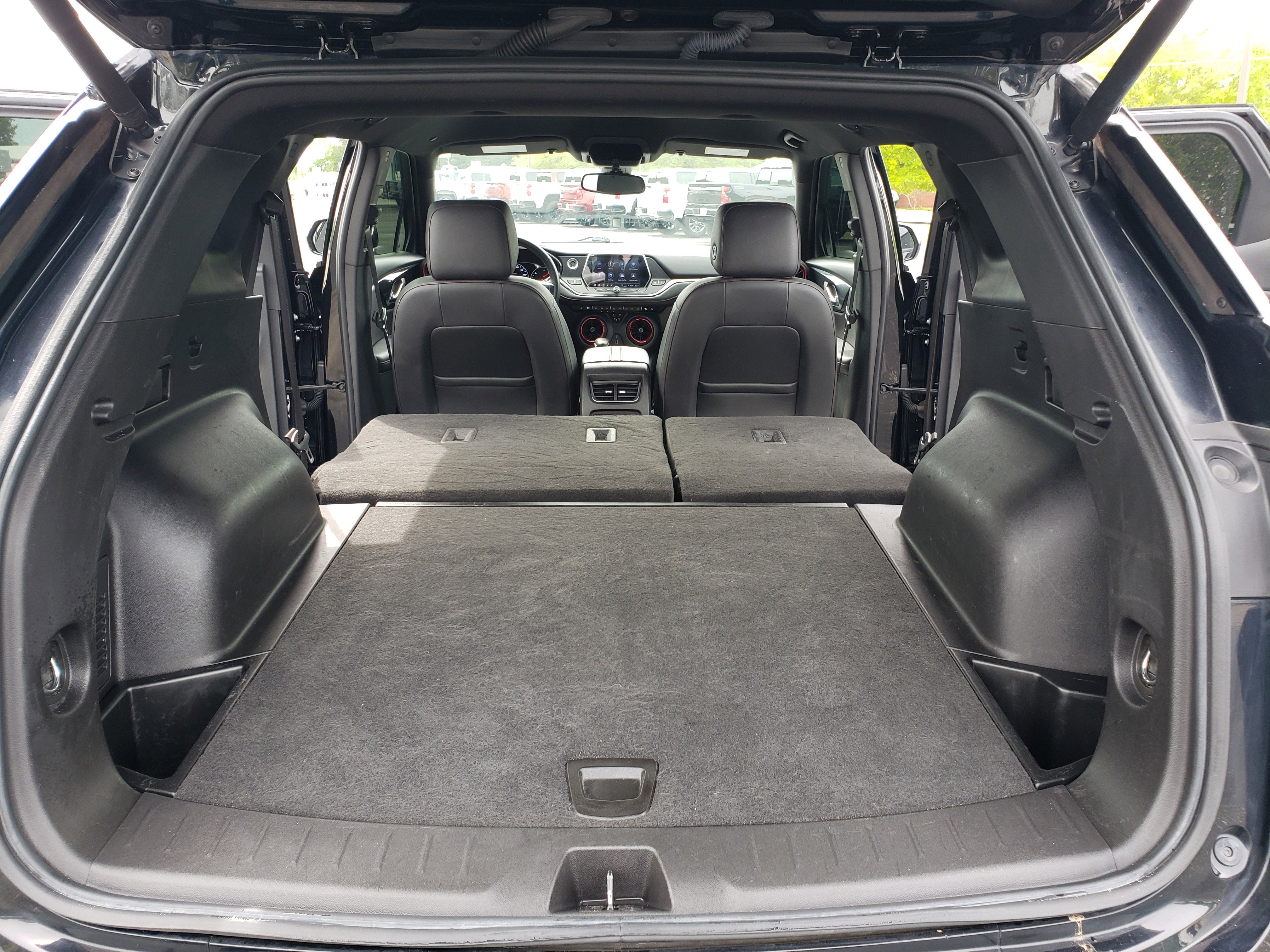 Used 2022 Chevrolet Blazer RS image 11