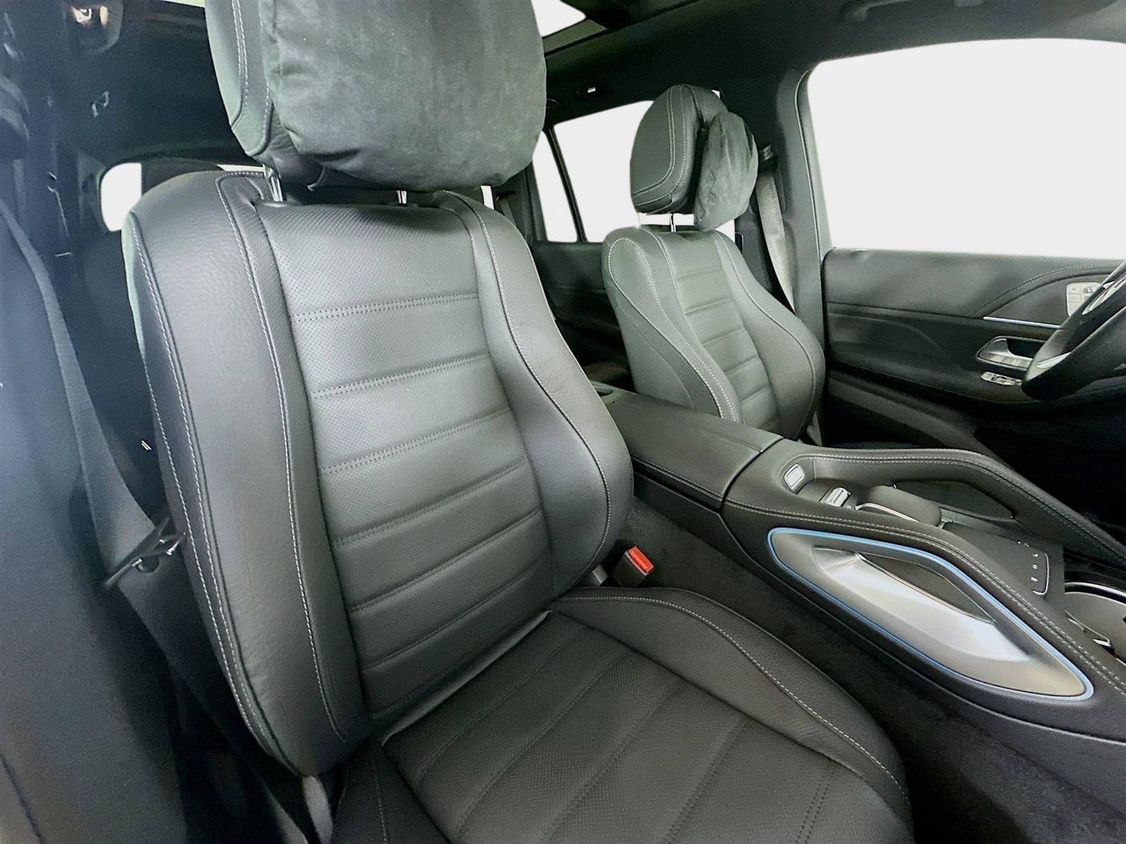 Used 2026 Mercedes-Benz GLS 580 4MATIC image 39
