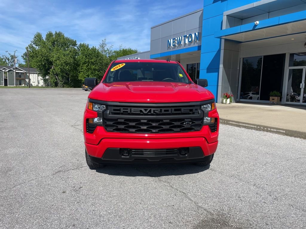 Used 2024 Chevrolet Silverado 1500 Custom w/ Turbomax Blackout Package AWD/4WD image 2
