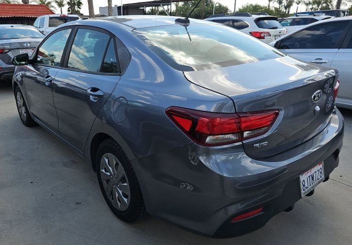 Used 2019 Kia Rio S image 3