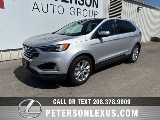 Used 2019 Ford Edge Titanium w/ Equipment Group 301A AWD/4WD image 8