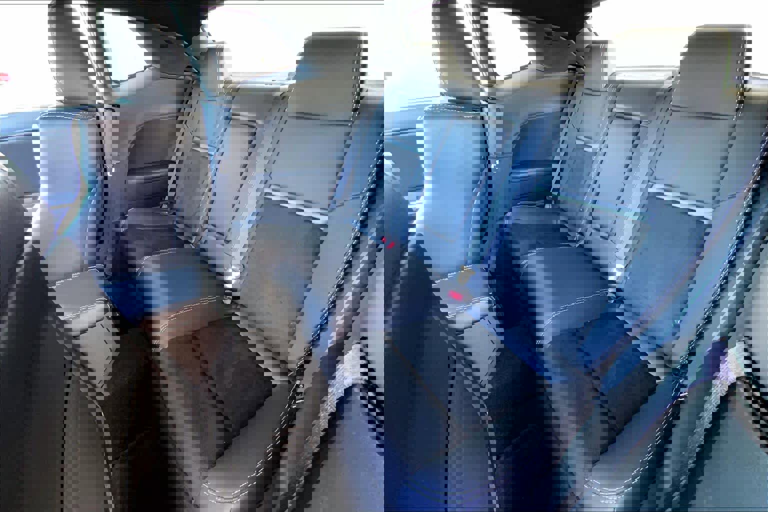 Used 2014 Dodge Challenger R/T image 21