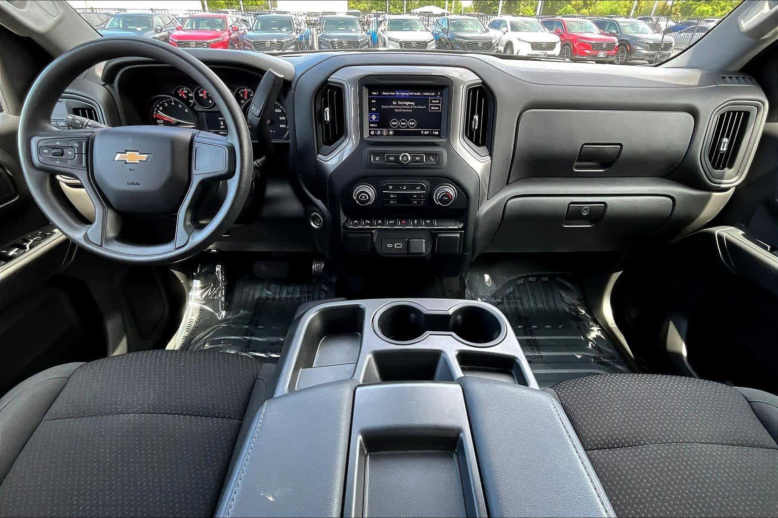 Used 2022 Chevrolet Silverado 1500 W/T w/ WT Value Package image 15