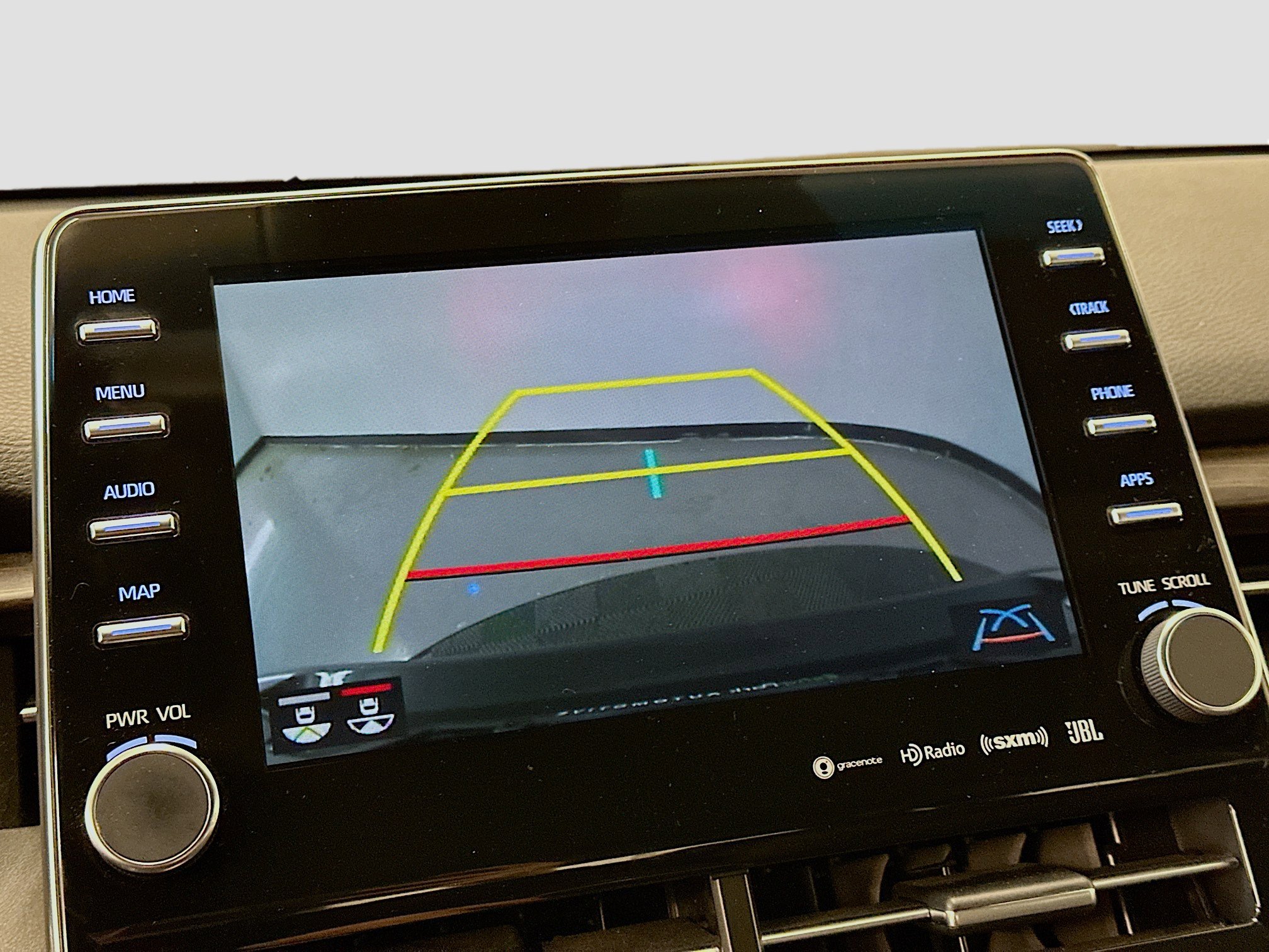 Used 2019 Toyota Avalon XLE image 23