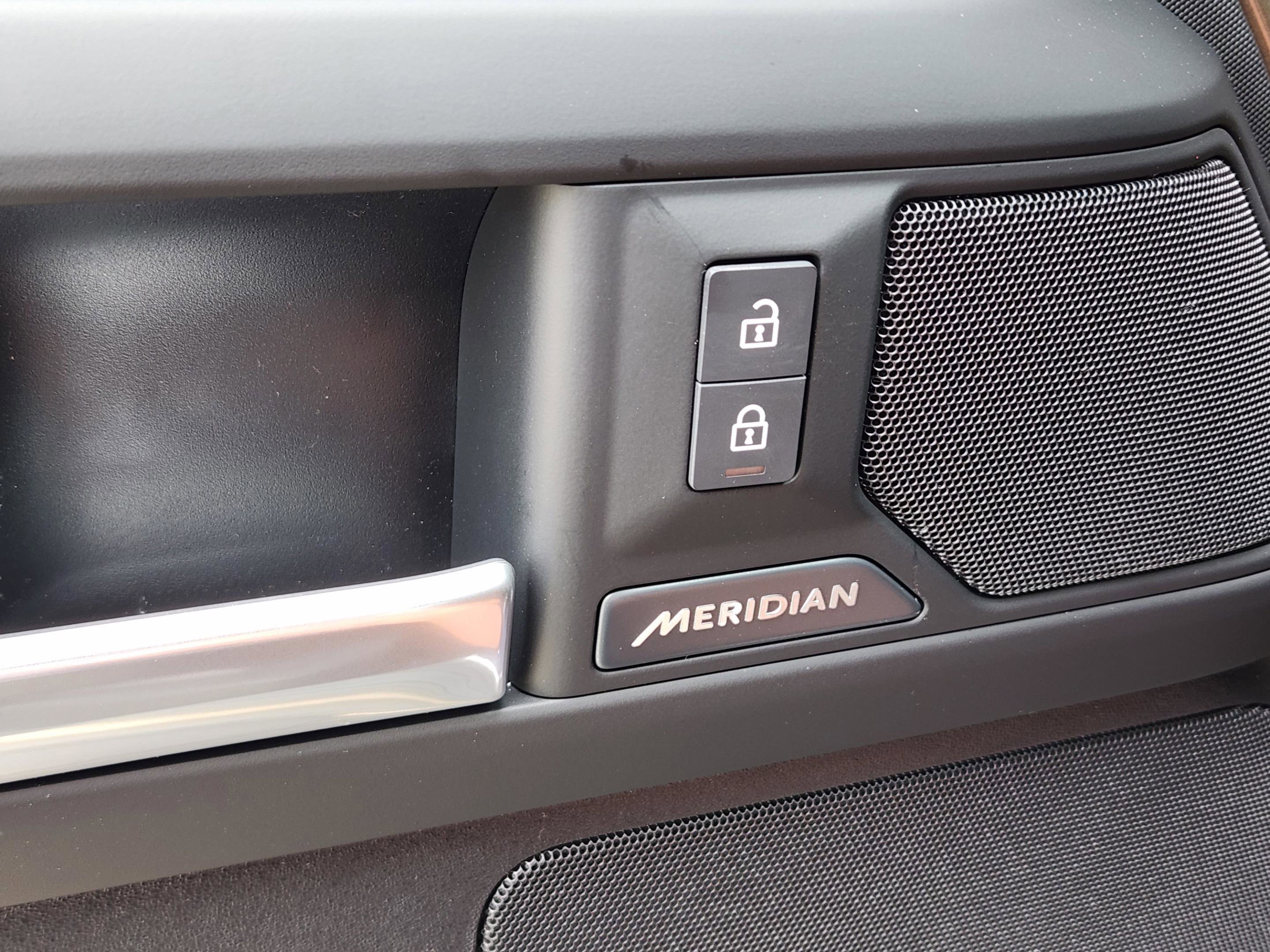 New 2026 Land Rover Defender 110 S AWD/4WD image 18