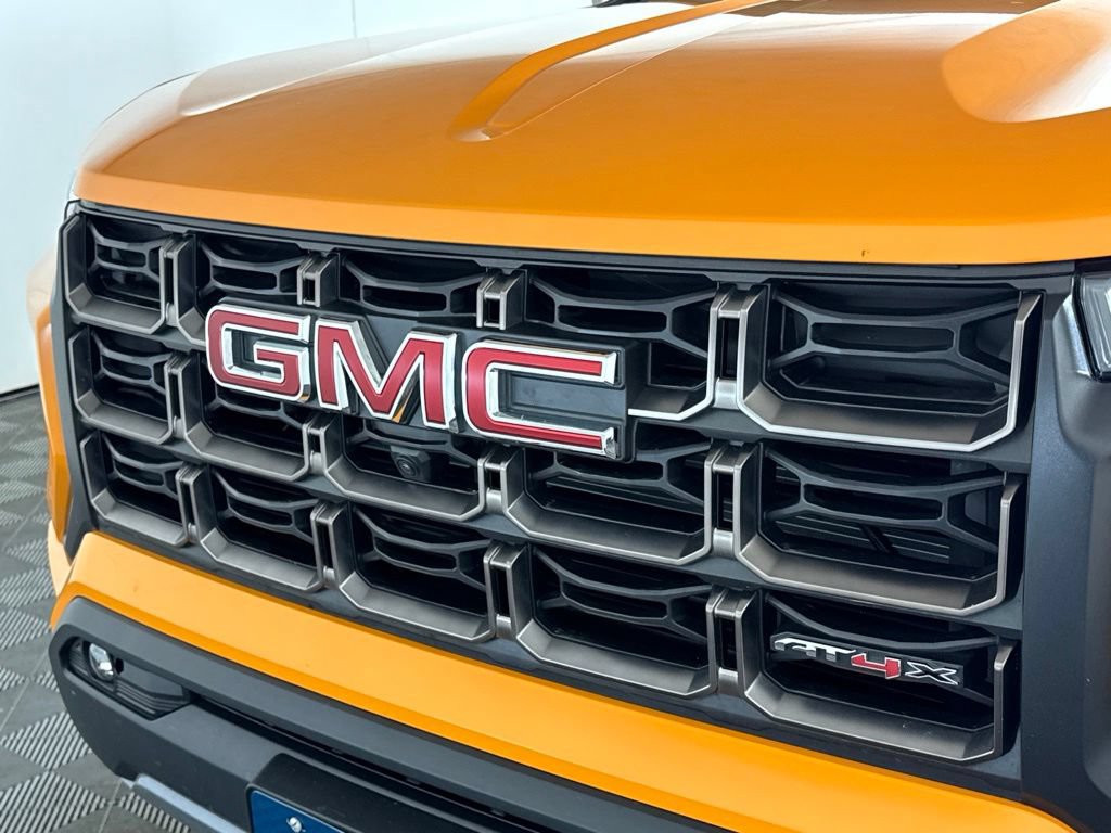 Certified 2025 GMC Canyon AT4 w/ AT4X Package AWD/4WD image 43