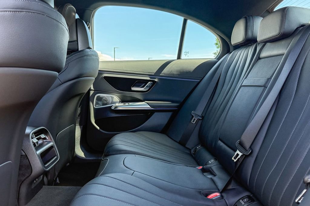 New 2026 Mercedes-Benz E 450 4MATIC Sedan image 17