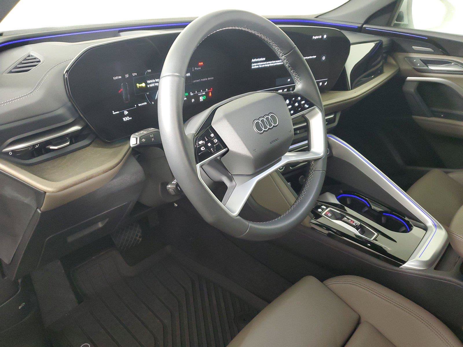 Used 2025 Audi Q5 Premium Plus w/ Premium Plus AWD/4WD image 24