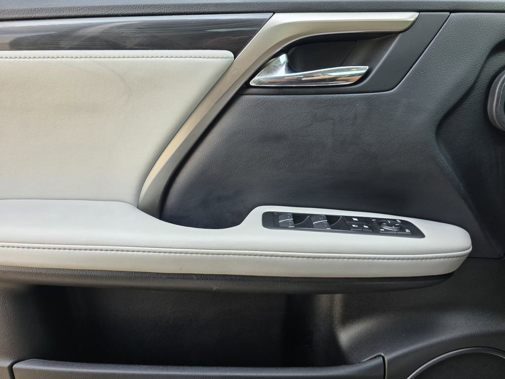 Used 2019 Lexus RX 350 FWD w/ Accessory Package image 17