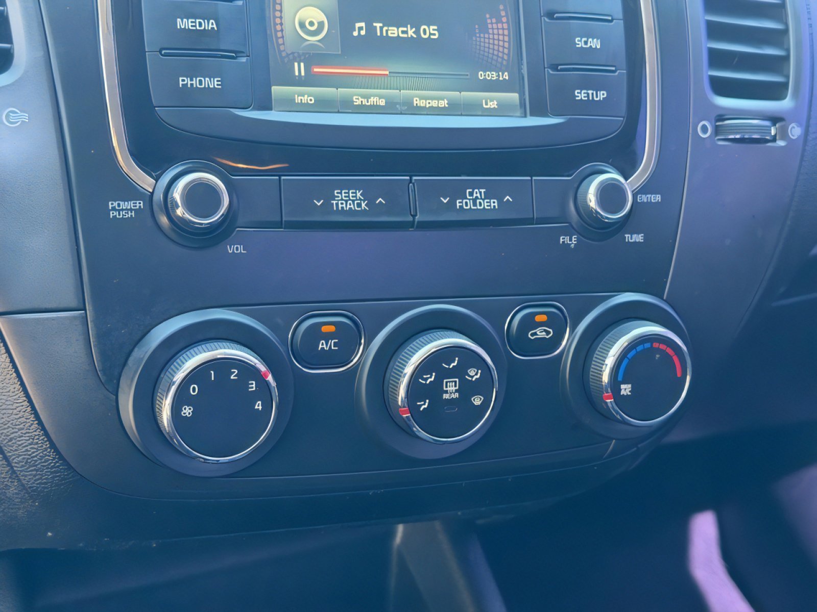 Used 2018 Kia Forte LX w/ LX Rear Camera Package image 27