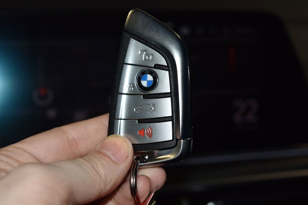 Used 2020 BMW X6 xDrive40i w/ Premium Package image 18