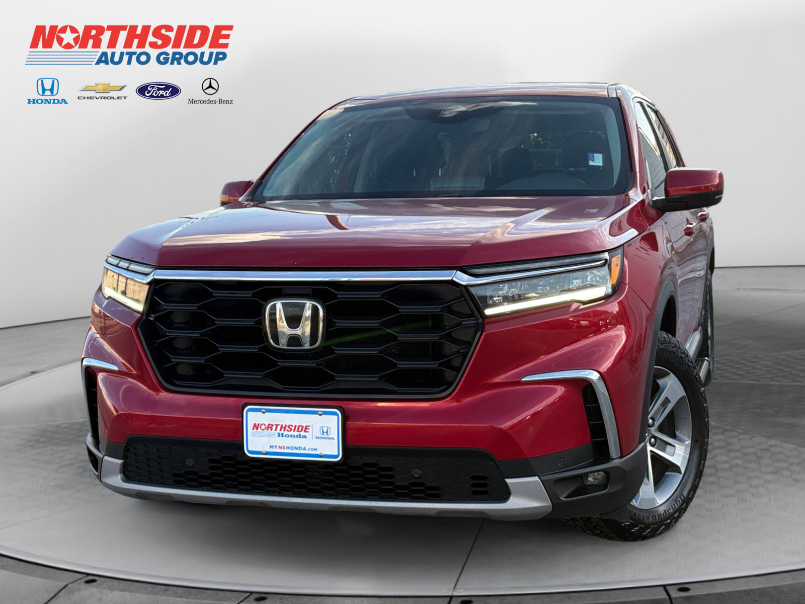 Used 2024 Honda Pilot EX-L image 3