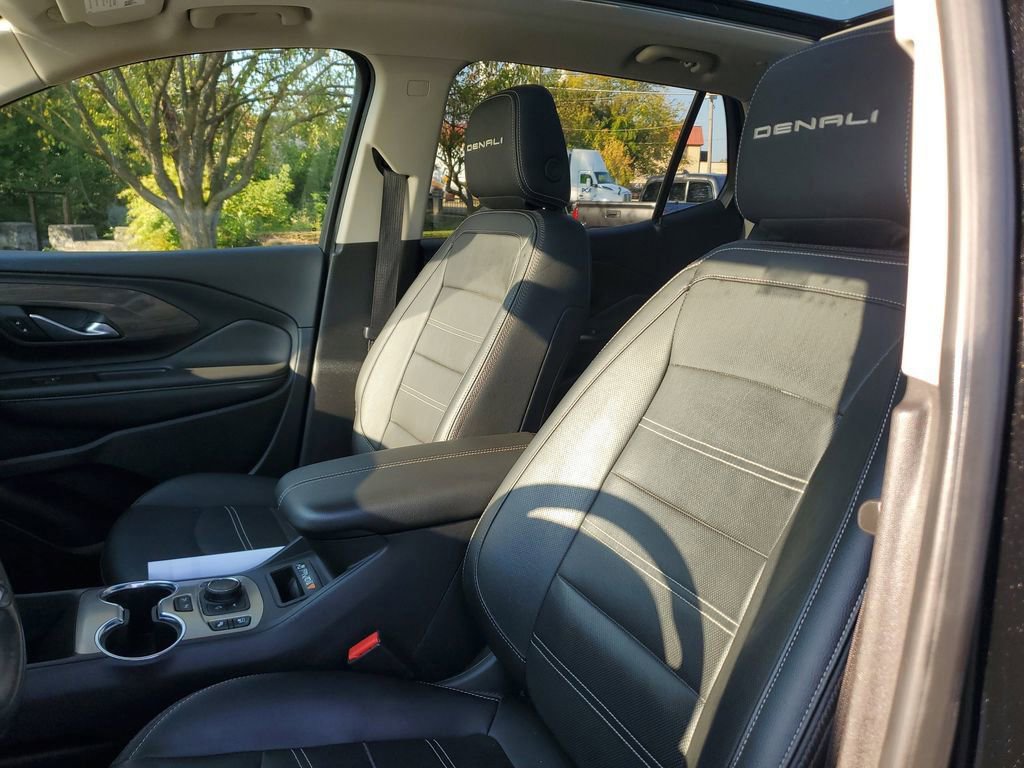 Certified 2022 GMC Terrain Denali w/ Denali Premium Package image 14