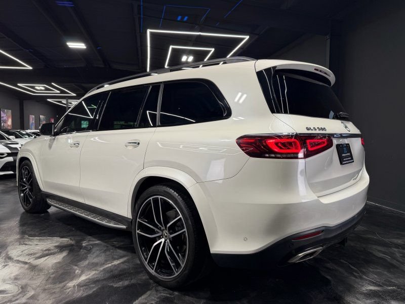 Used 2021 Mercedes-Benz GLS 580 4MATIC image 7