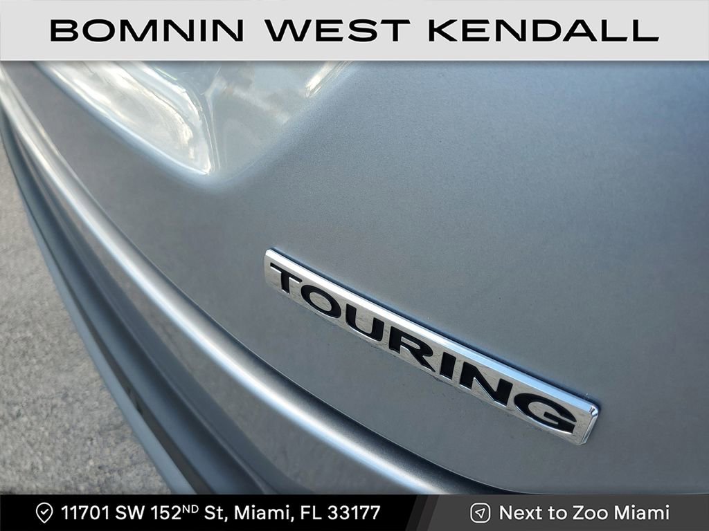 Used 2023 Honda Pilot Touring image 10