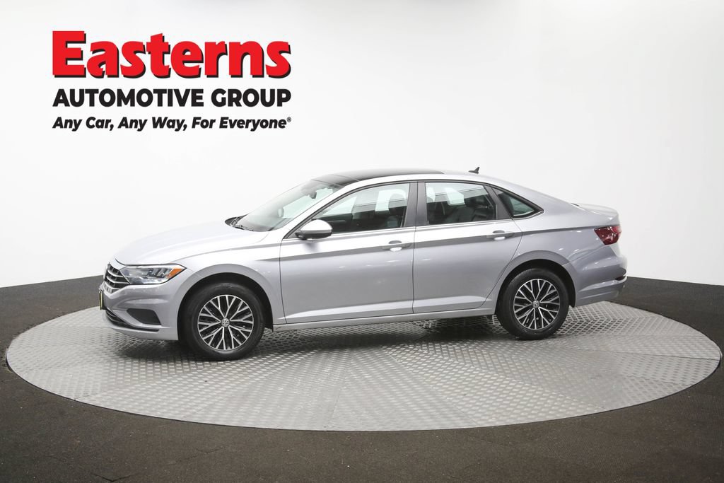Used 2020 Volkswagen Jetta SE w/ SE Cold Weather Package FWD image 59