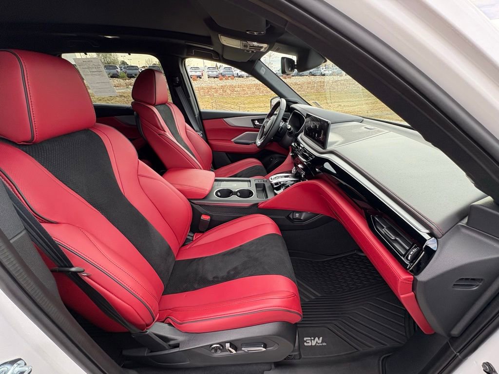 Used 2025 Acura MDX A-Spec image 34