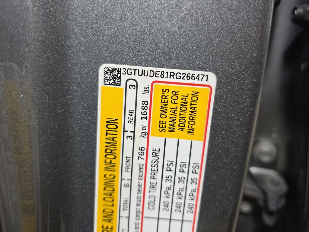 Used 2024 GMC Sierra 1500 SLT image 39