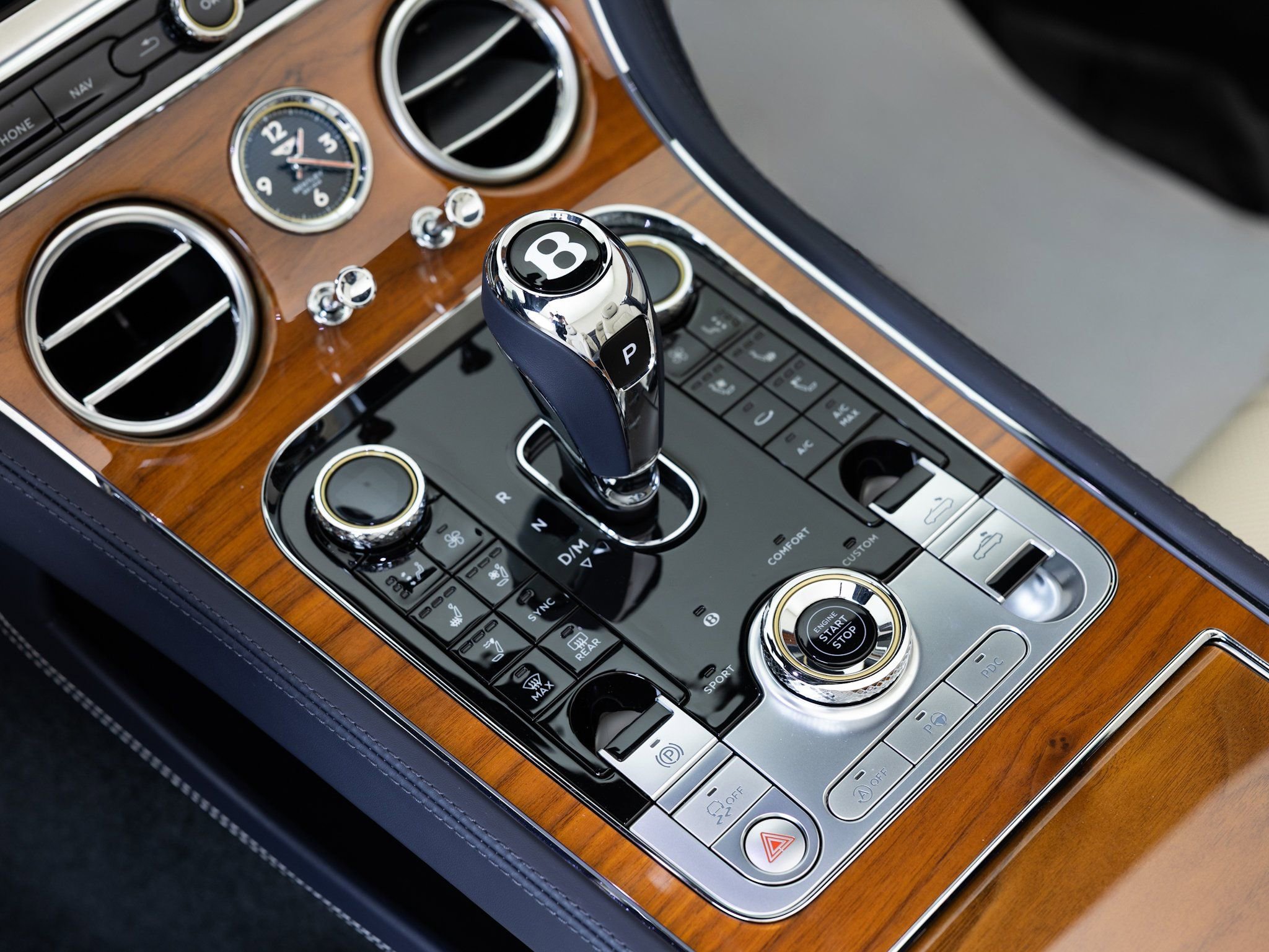 Used 2024 Bentley Continental GT image 23