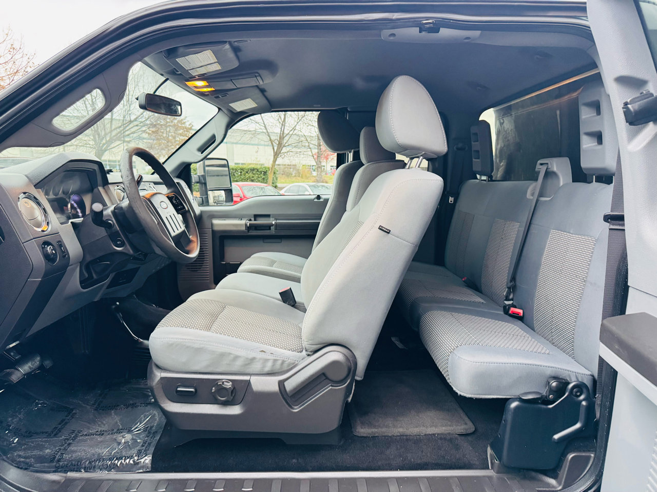 Used 2011 Ford F250 XLT w/ XLT Premium Pkg image 14