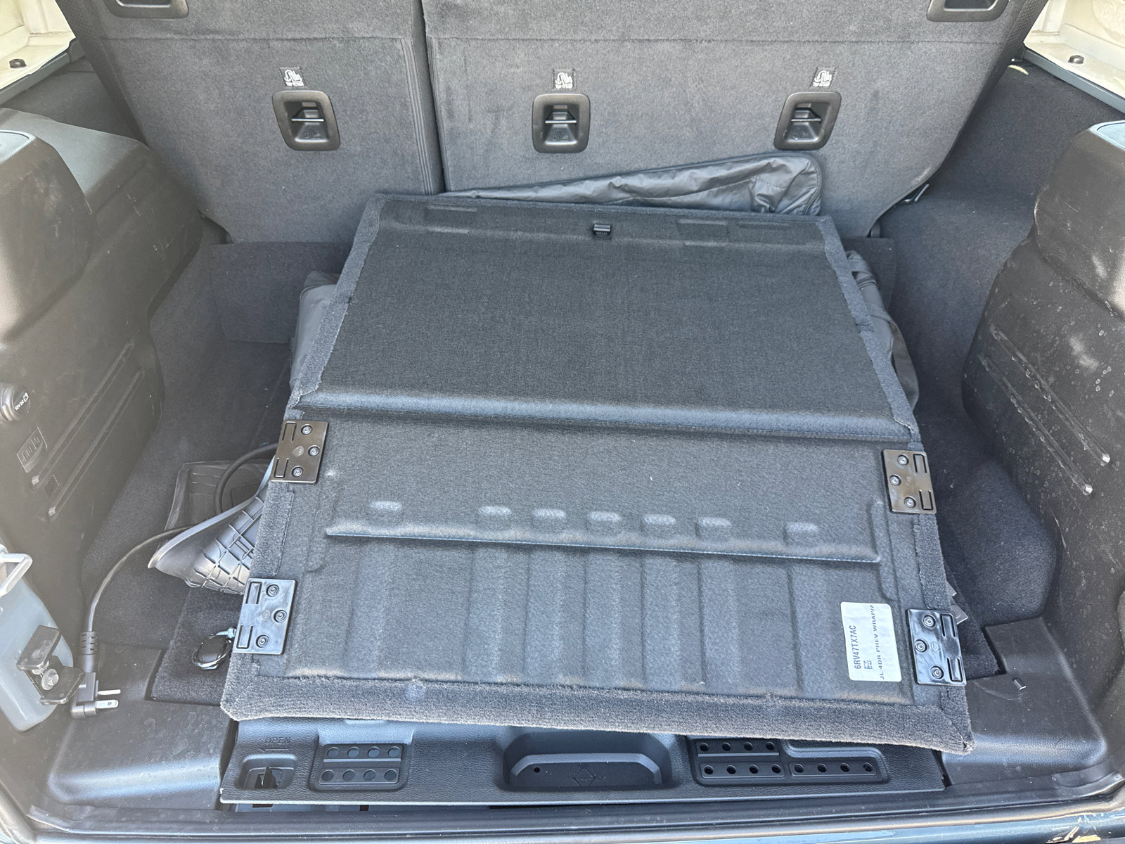 Used 2025 Jeep Wrangler Willys image 18