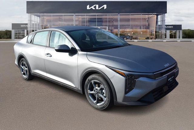 New 2026 Kia K4 LXS FWD image 1