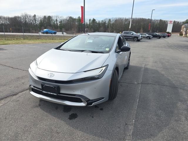 New 2026 Toyota Prius Plug-In Hybrid FWD image 7