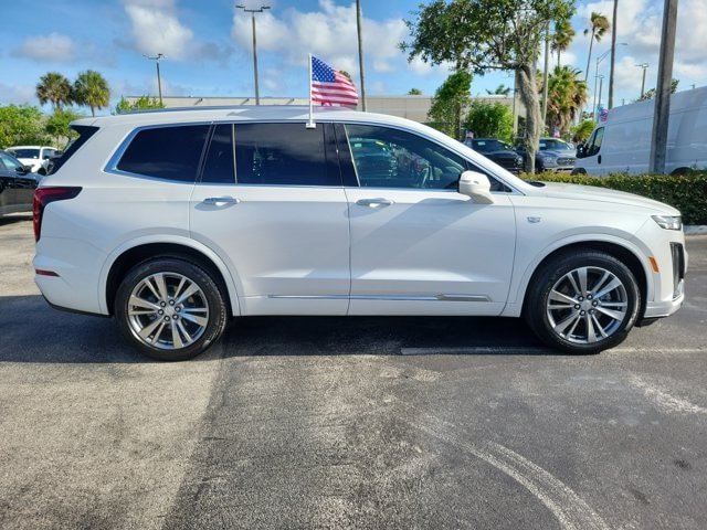 Used 2023 Cadillac XT6 Premium Luxury FWD image 9