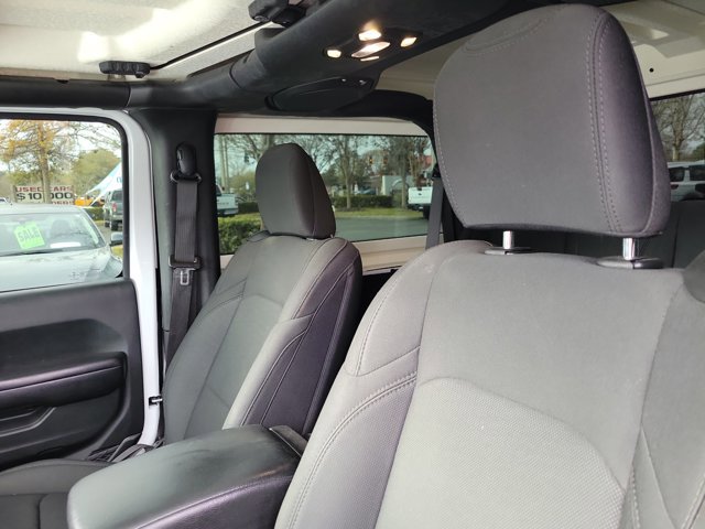 Used 2019 Jeep Wrangler Sport image 14
