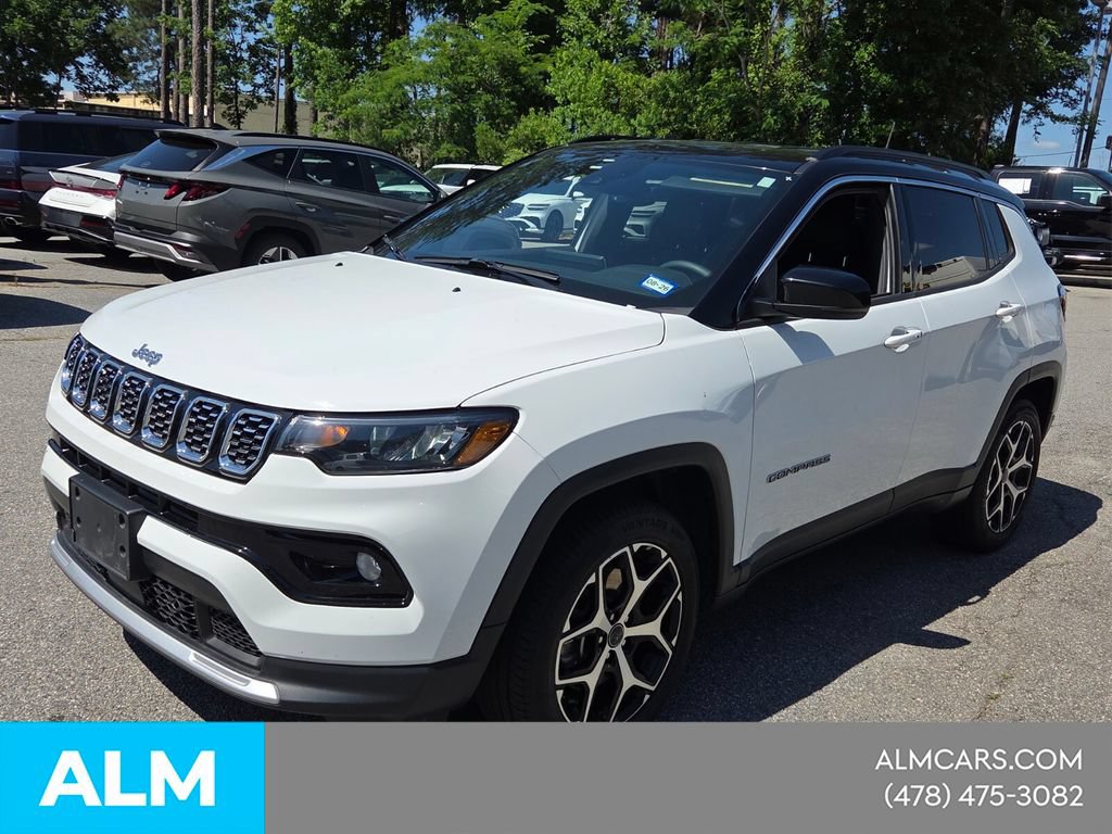 Used 2025 Jeep Compass Limited AWD/4WD image 4
