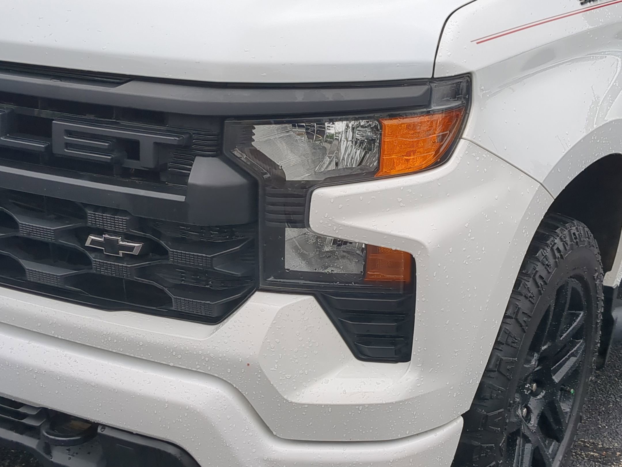 Used 2024 Chevrolet Silverado 1500 Custom w/ Rally Edition AWD/4WD image 6