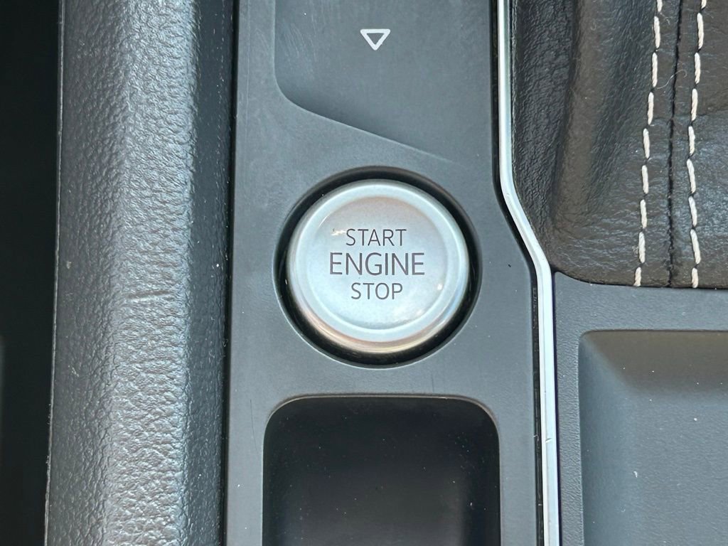 Certified 2022 Volkswagen Atlas SE image 36