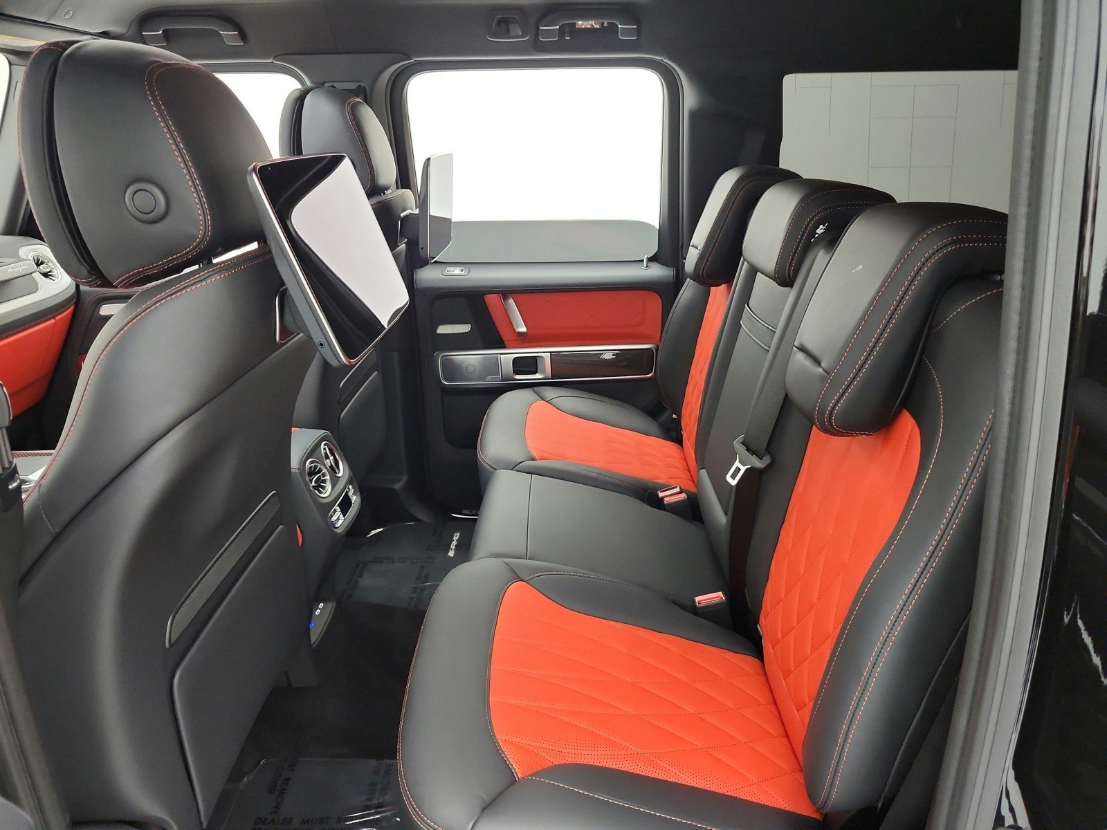 Used 2025 Mercedes-Benz G 63 AMG 4MATIC image 16