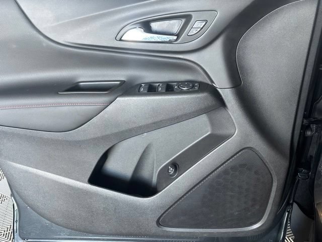 Used 2023 Chevrolet Equinox RS AWD/4WD image 22