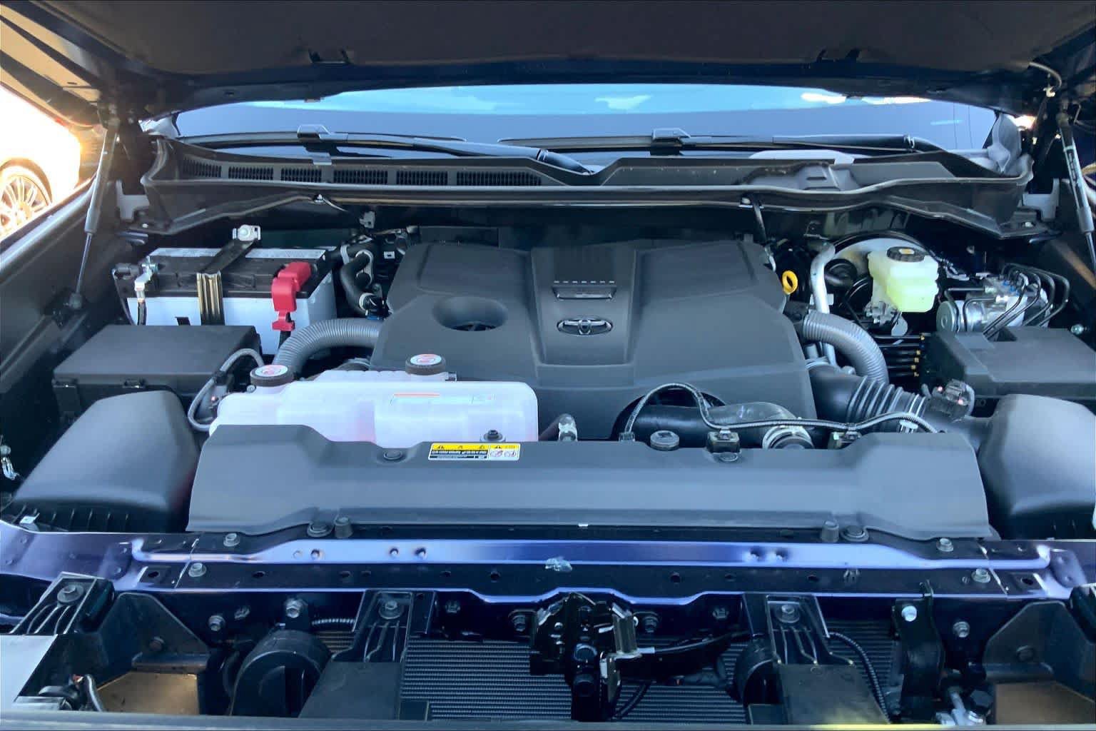 New 2026 Toyota Tundra Platinum AWD/4WD image 16