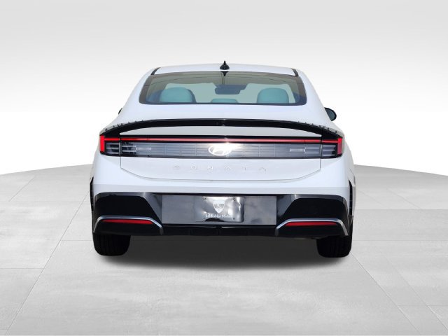 Used 2025 Hyundai Sonata SEL FWD image 8